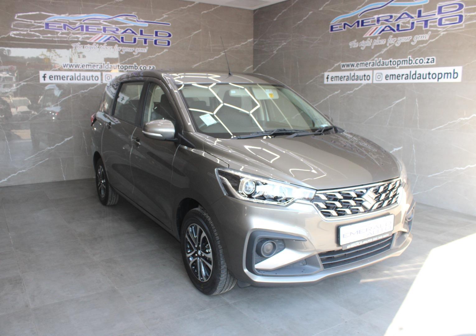 Suzuki Ertiga 1.5 GL Manual Emerald Auto