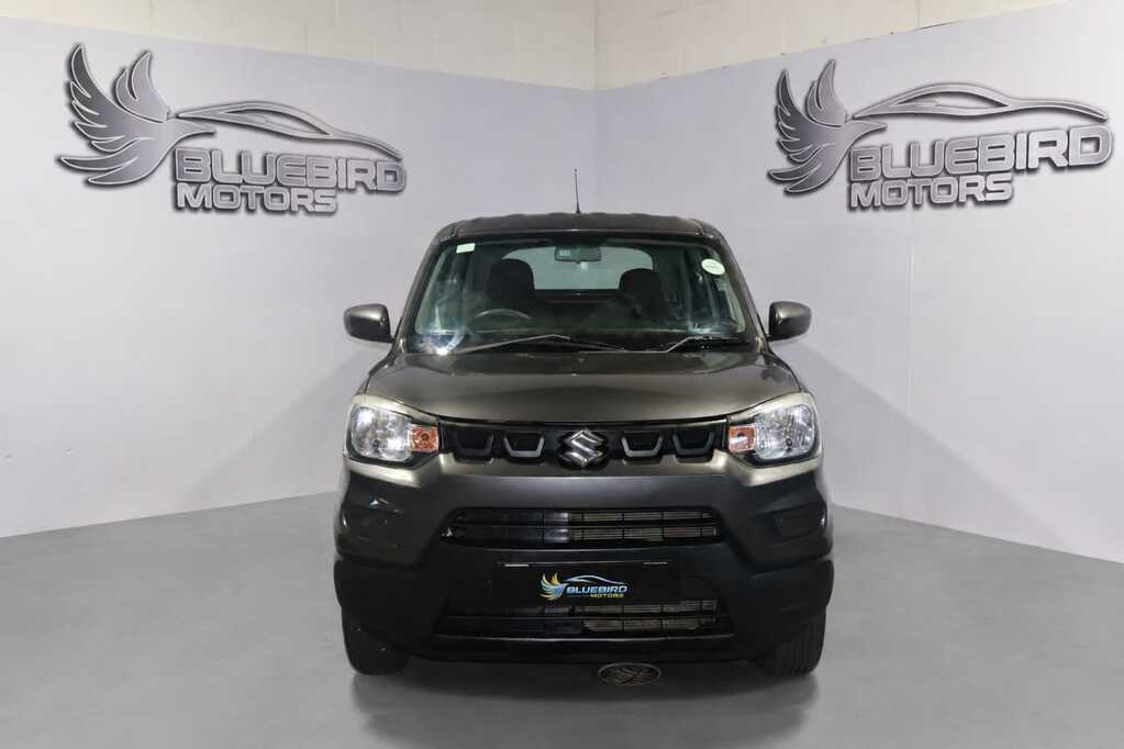 Suzuki S-Presso 1.0 GL BlueBird Motors