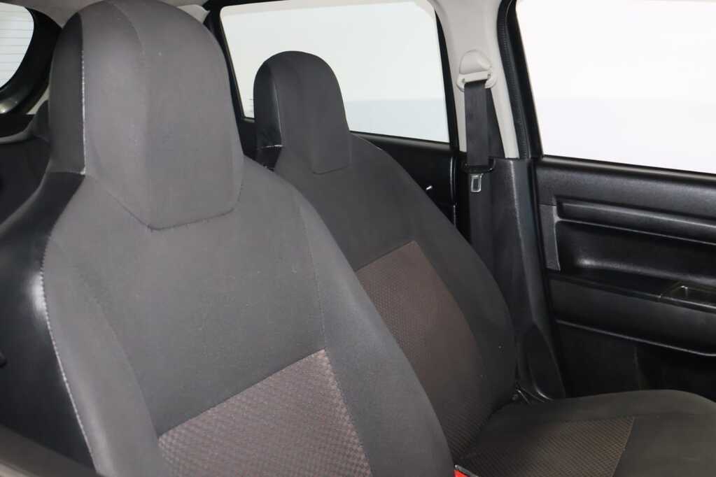 Suzuki S-Presso 1.0 GL BlueBird Motors
