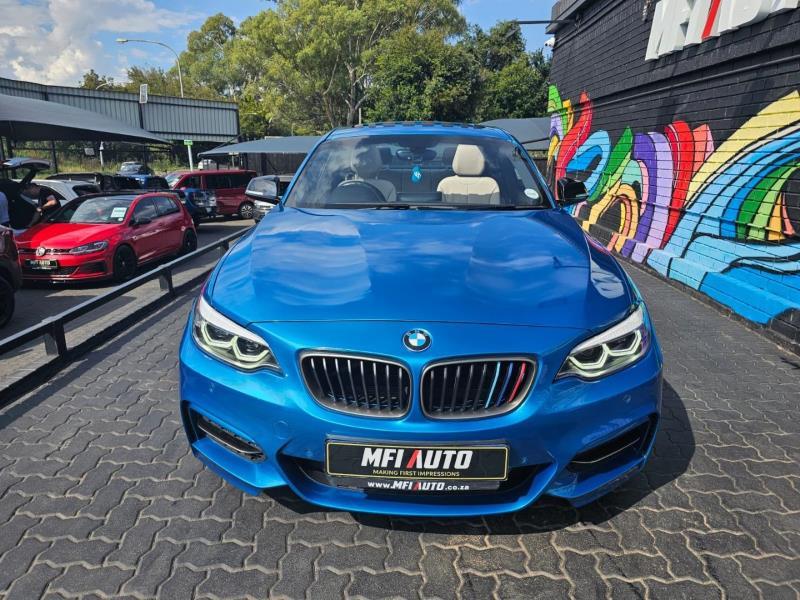 BMW 2 Series M240i Coupe Sports-Auto MFI Auto