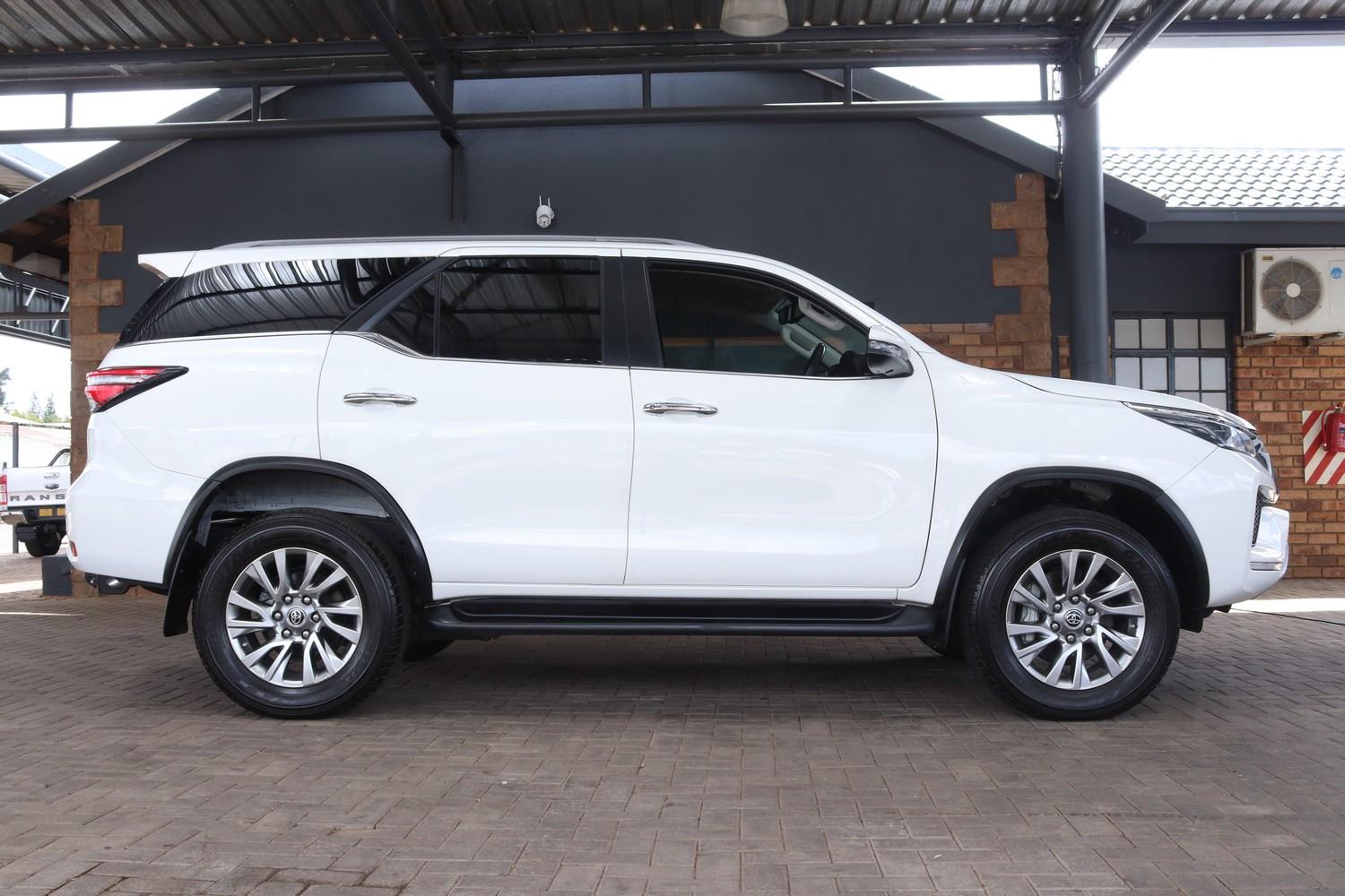 Toyota Fortuner 2.8GD-6 4x4 VX Ten Four Auto
