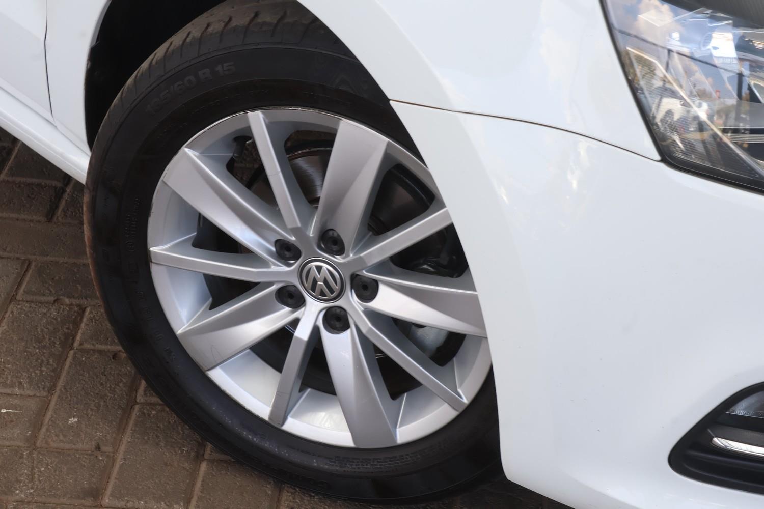 Volkswagen Polo Hatch 1.2TSI Comfortline Ten Four Auto