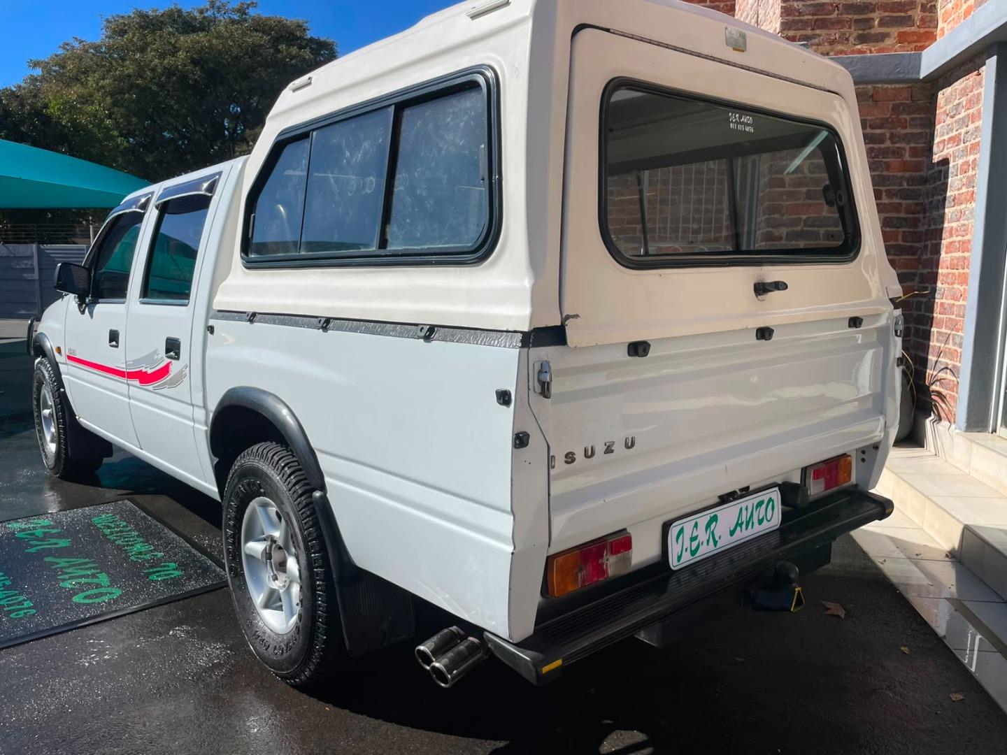 Isuzu KB 260 LE Jer Auto