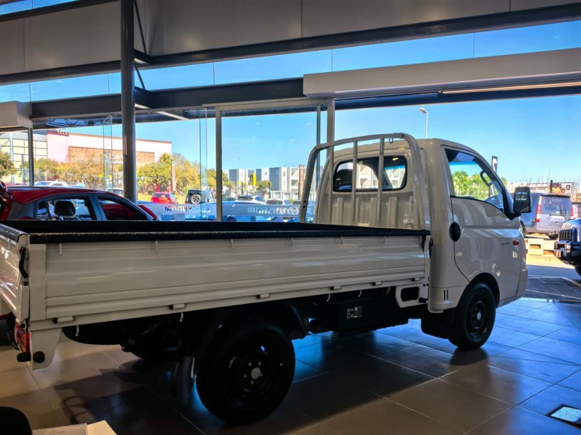Hyundai H-100 Bakkie 2.6D Deck (Aircon) Hyundai Midrand