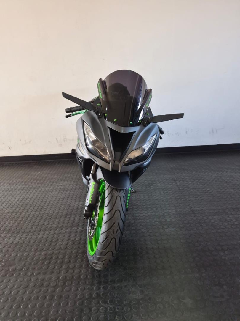 Kawasaki ZX 636 ABS BMW Motorrad Fourways