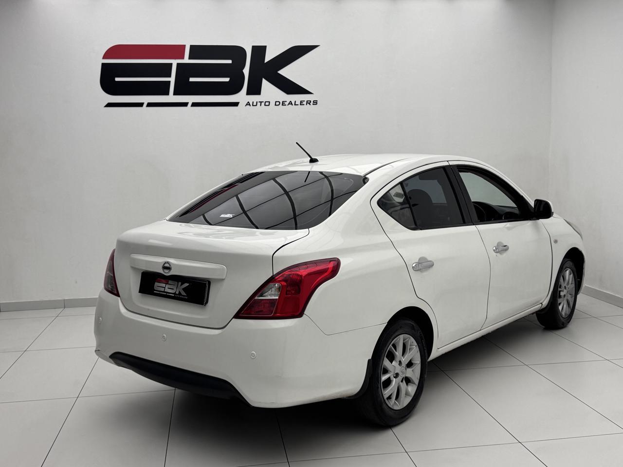 Nissan Almera 1.5 Acenta Auto EBK Diagonal Street