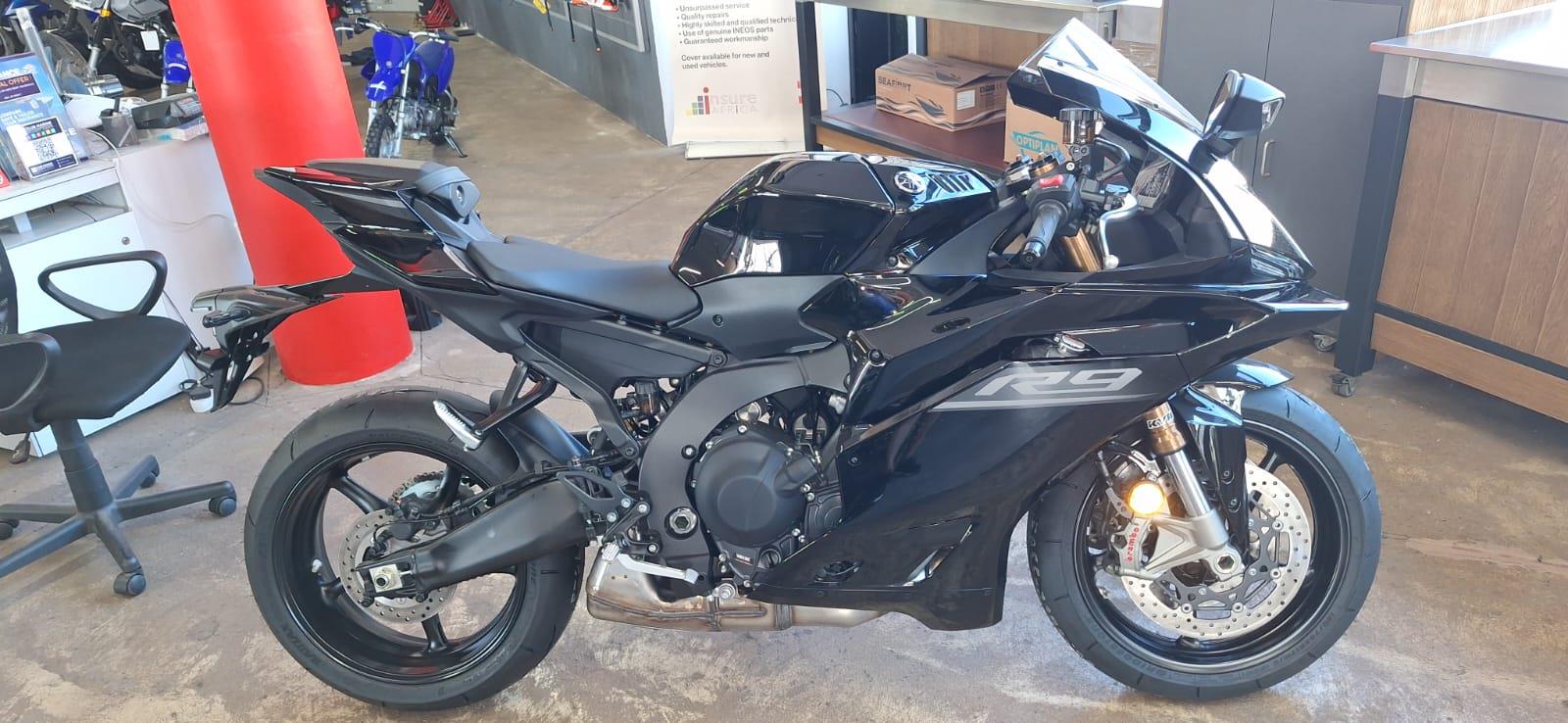 Yamaha R9 SMG Yamaha