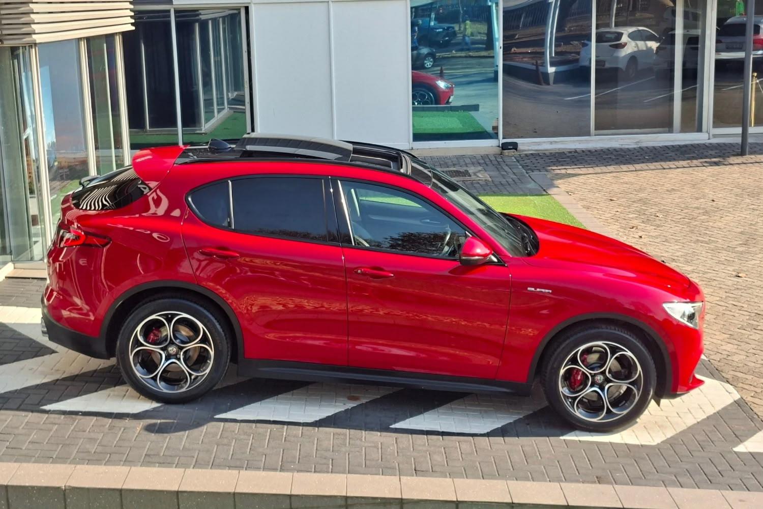 Alfa Romeo Stelvio 2.0T Super Q4 GAC Midrand / CAW Multifranchise