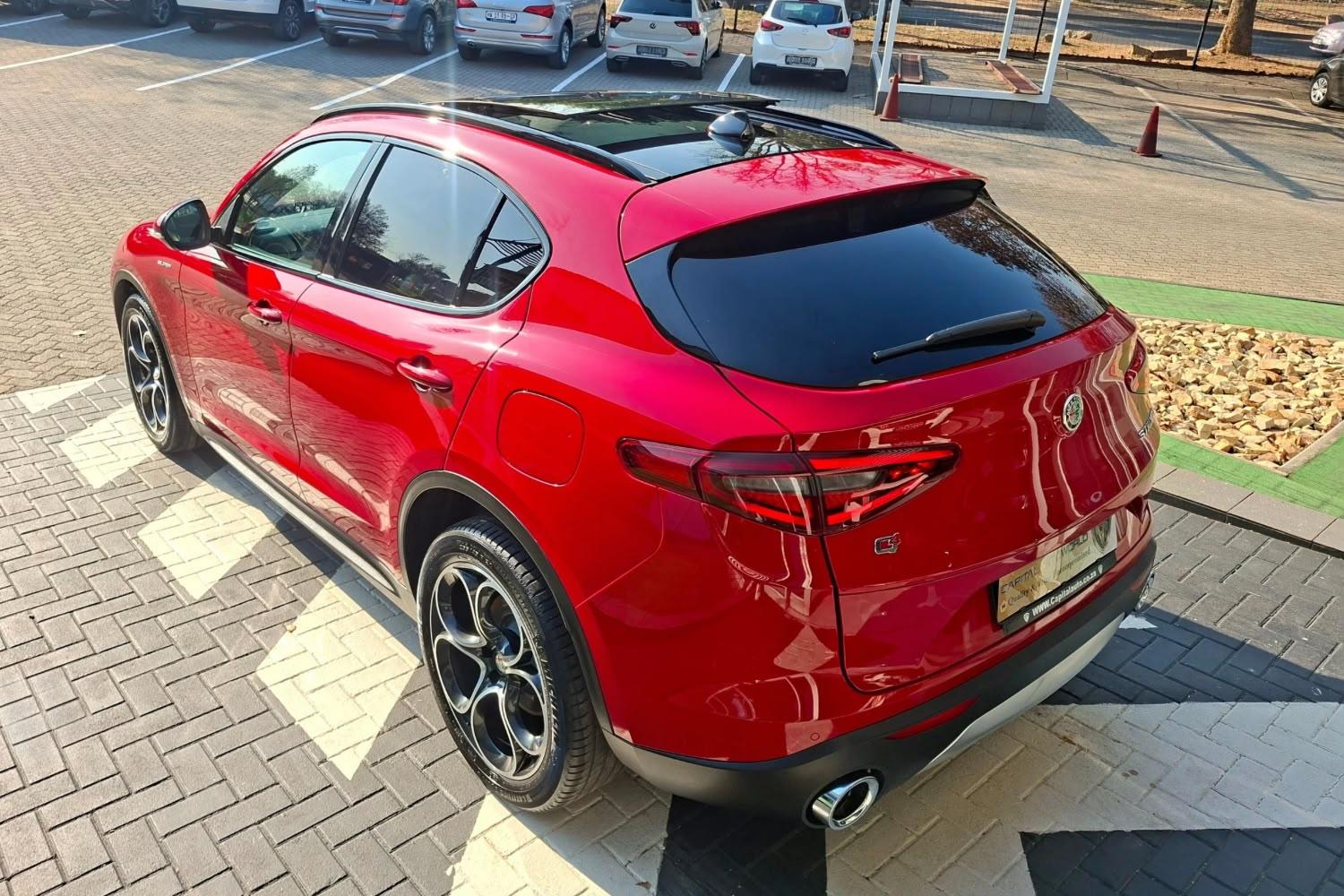 Alfa Romeo Stelvio 2.0T Super Q4 GAC Midrand / CAW Multifranchise