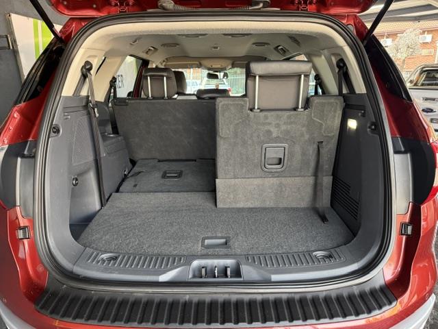 Ford Everest 2.2TDCi XLT Auto SA Car Broker