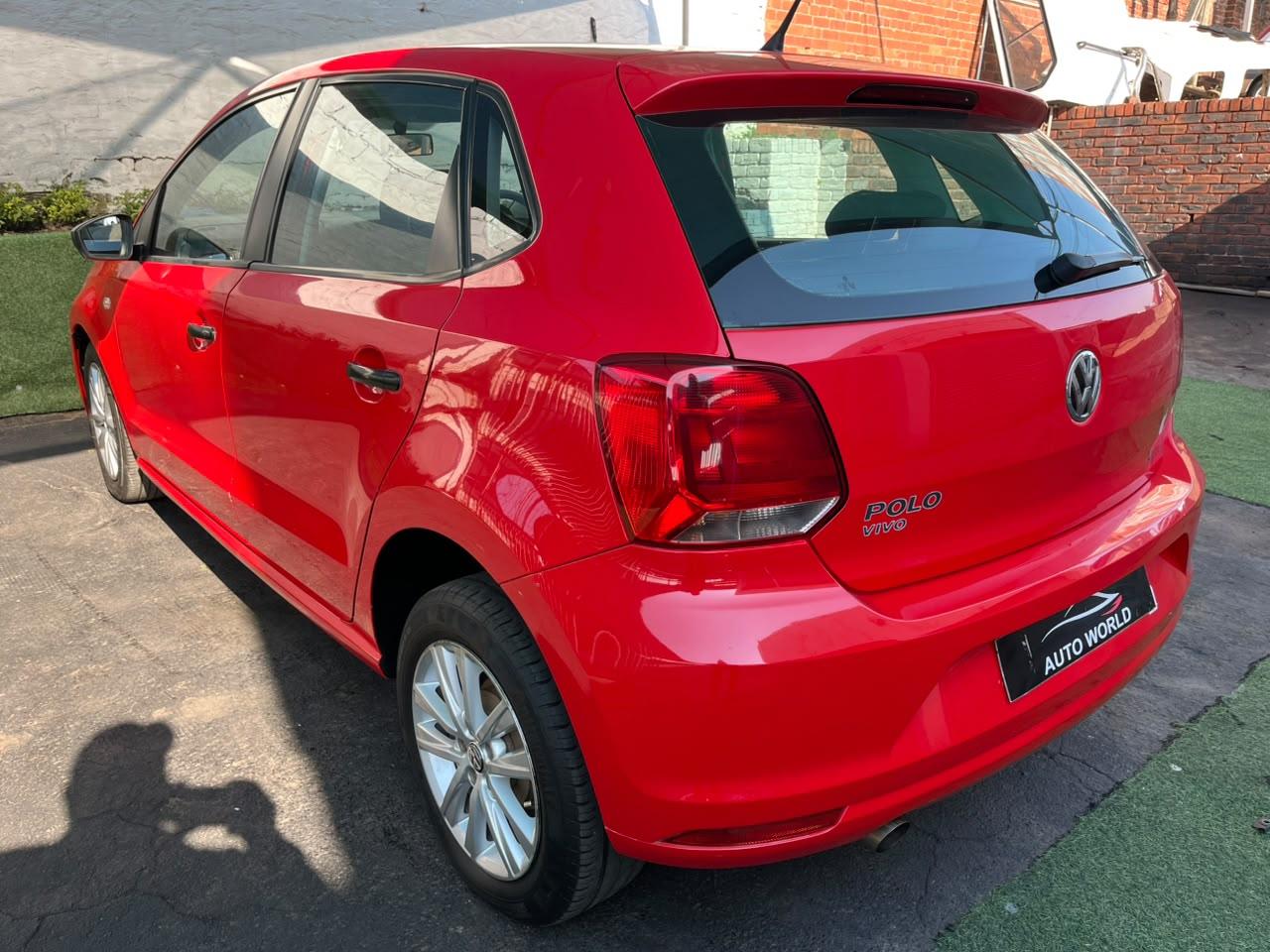 Volkswagen Polo Vivo Hatch 1.4 Trendline Auto World  KZN