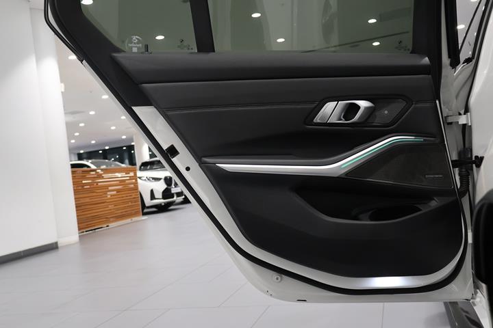 BMW M3 Competition M xDrive SMG BMW Umhlanga