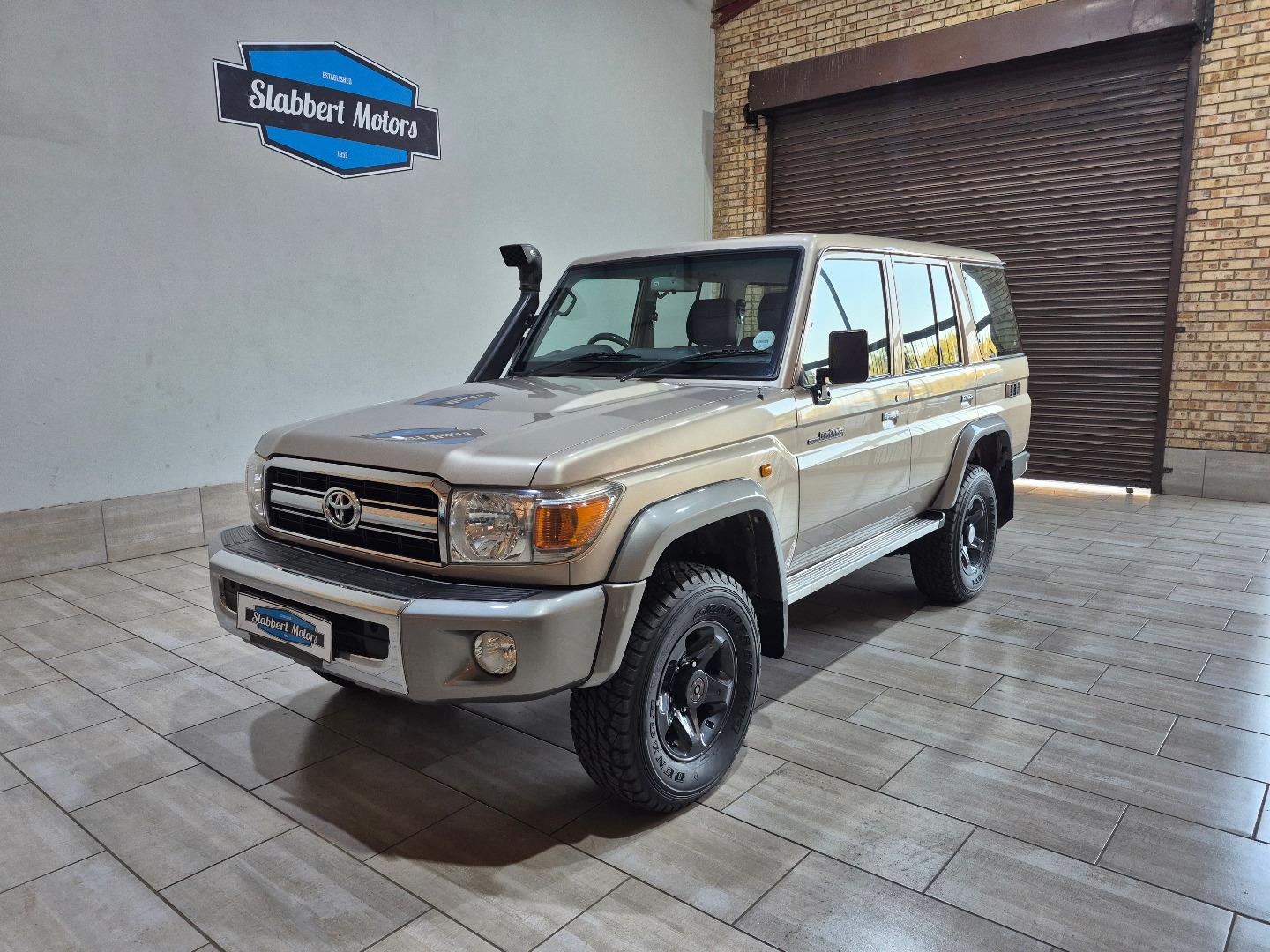 2010 Toyota Land Cruiser 76 Land Cruiser 76 4.2D Station Wagon for sale