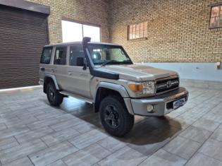 2010 Toyota Land Cruiser 76 Land Cruiser 76 4.2D Station Wagon for sale