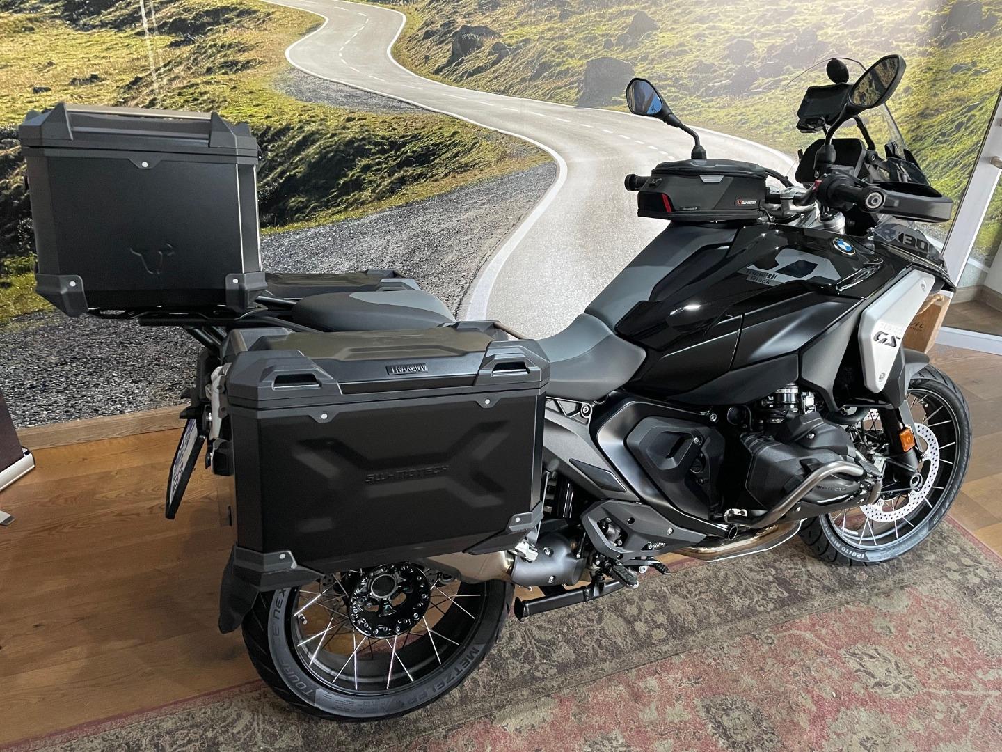 BMW R1300GS BMW Motorrad Centurion