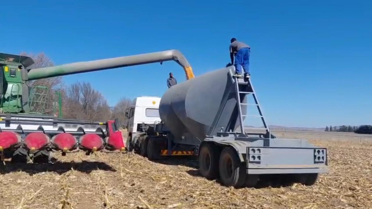 Tapkar / Grain Cart for sale in Memel - ID: 28637644 - AutoTrader