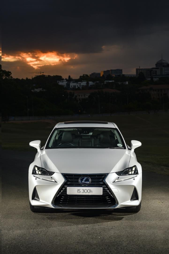 Lexus IS