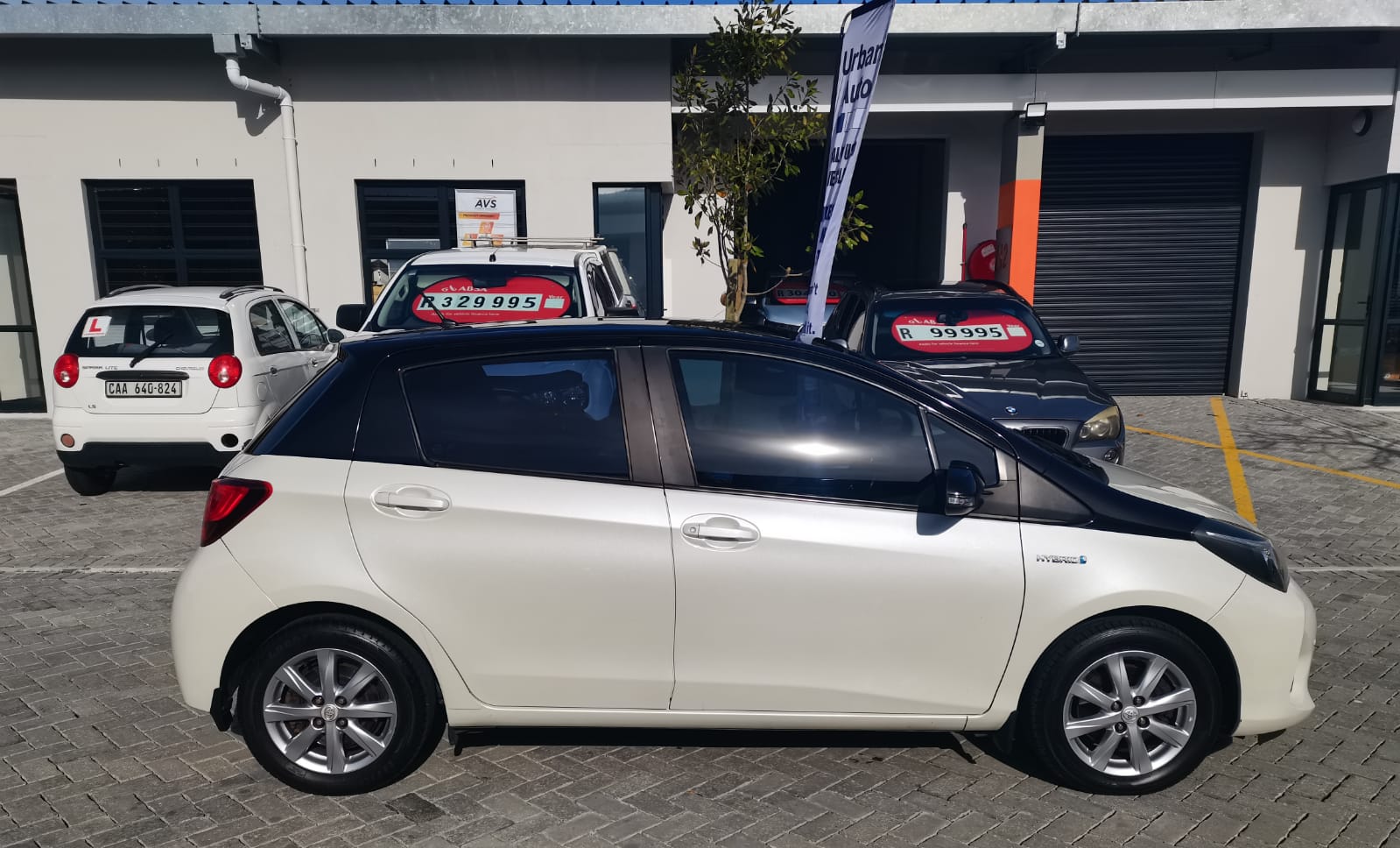 Toyota Yaris Hybrid Urban Auto