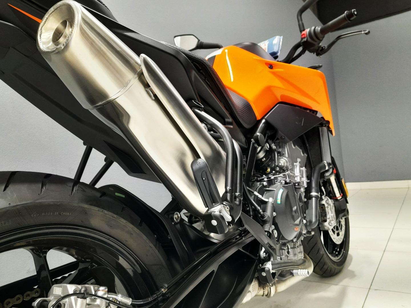 KTM 790 DUKE