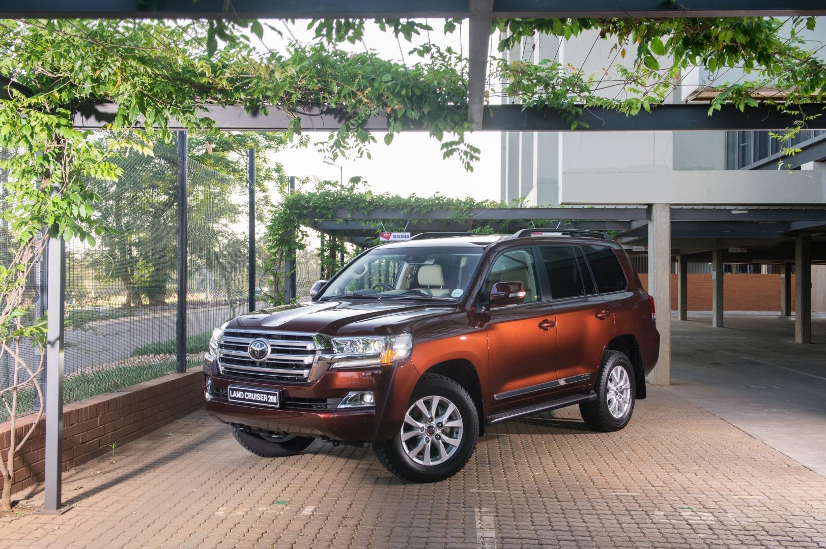Toyota Land Cruiser 200