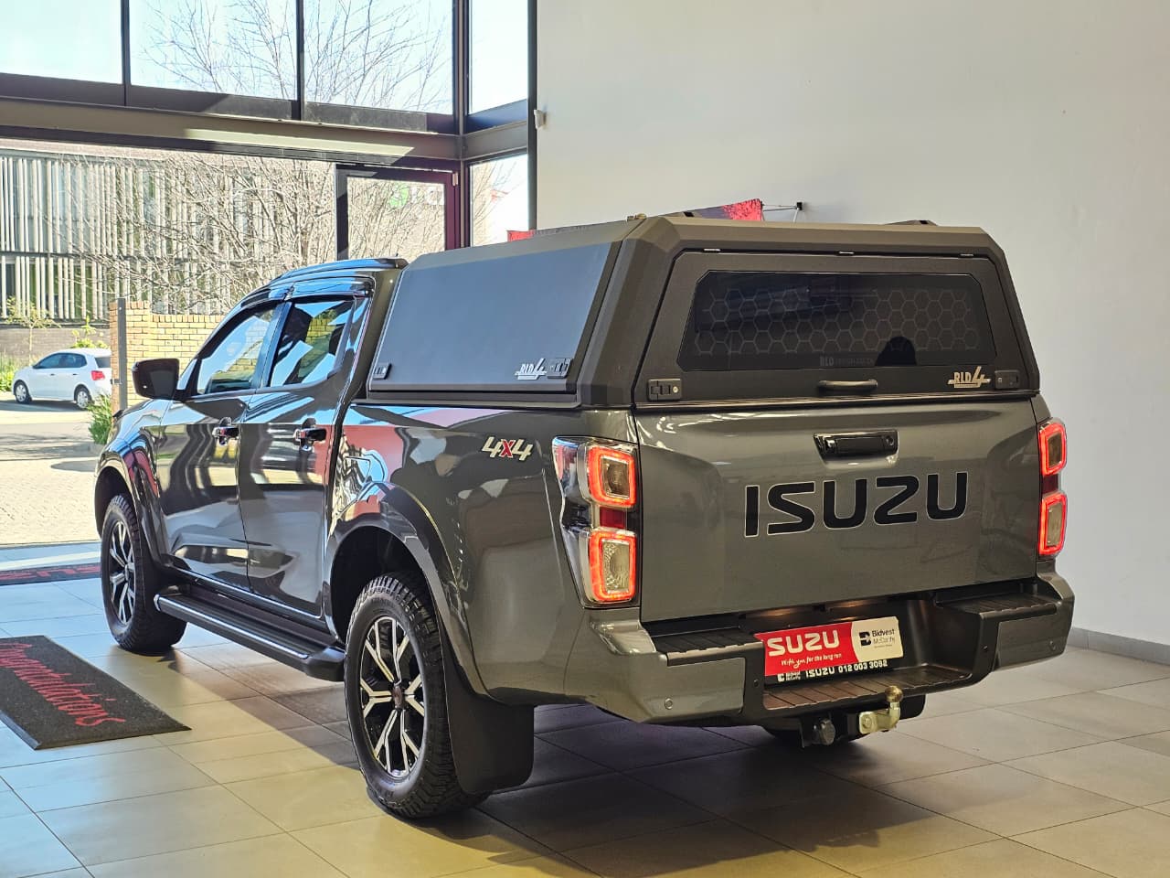 Isuzu D-Max 1.9TD Double Cab LS X-Rider 4x4 Auto Bidvest McCarthy Isuzu