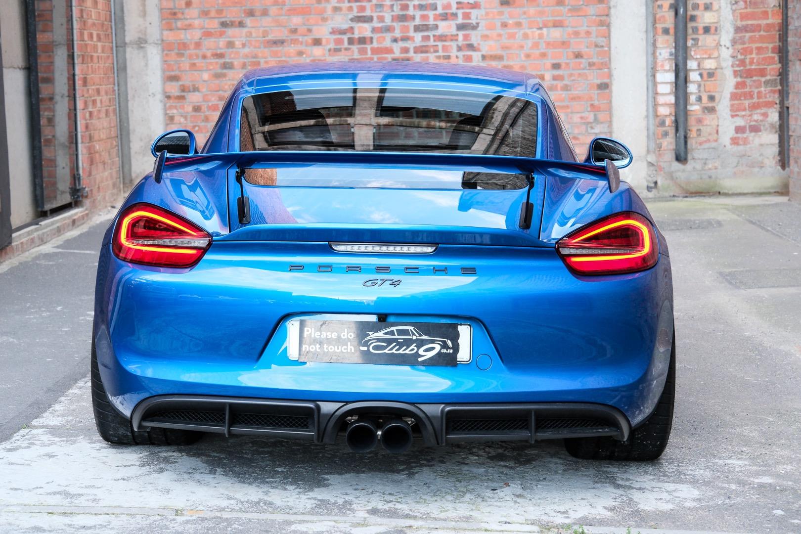 Porsche Cayman GT4 Club 9