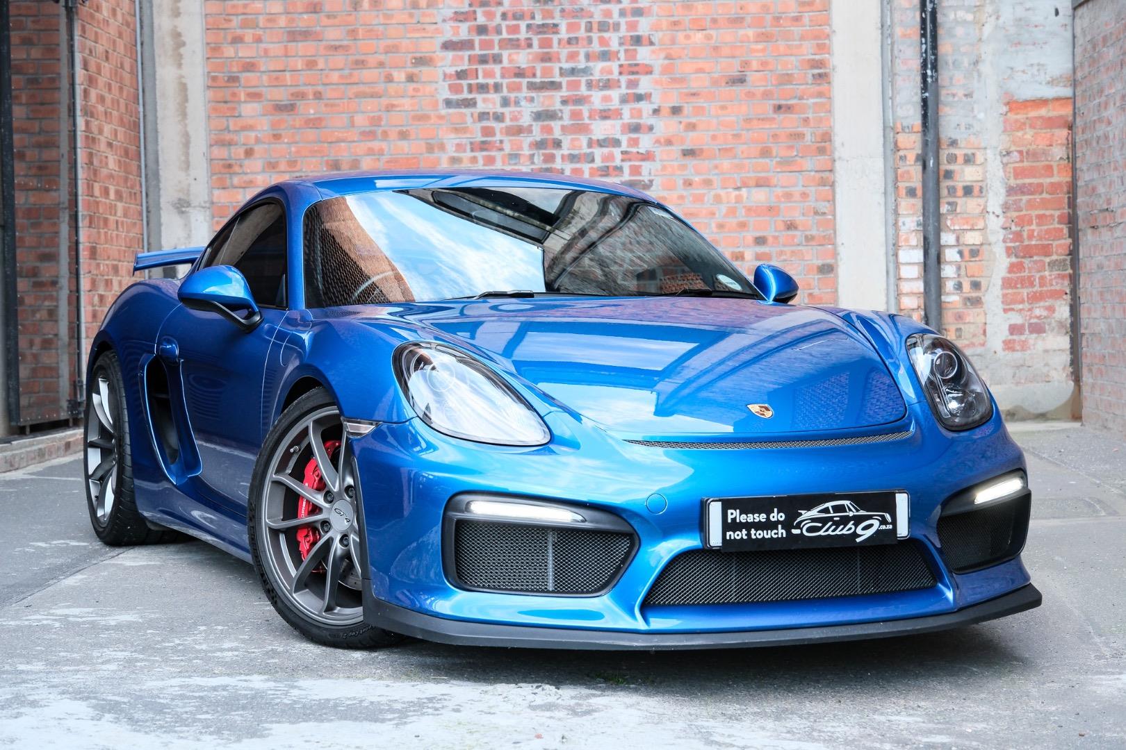Porsche Cayman GT4 Club 9