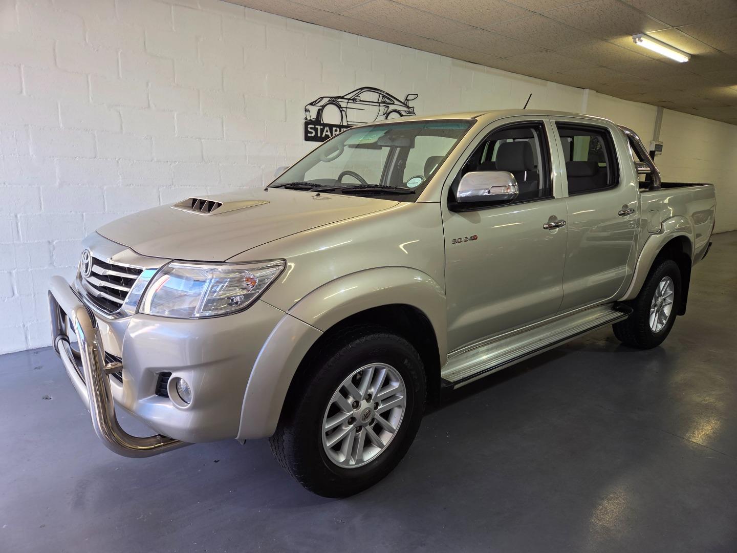 Toyota Hilux 3.0D-4D Double Cab Raider Auto Starfind Motors