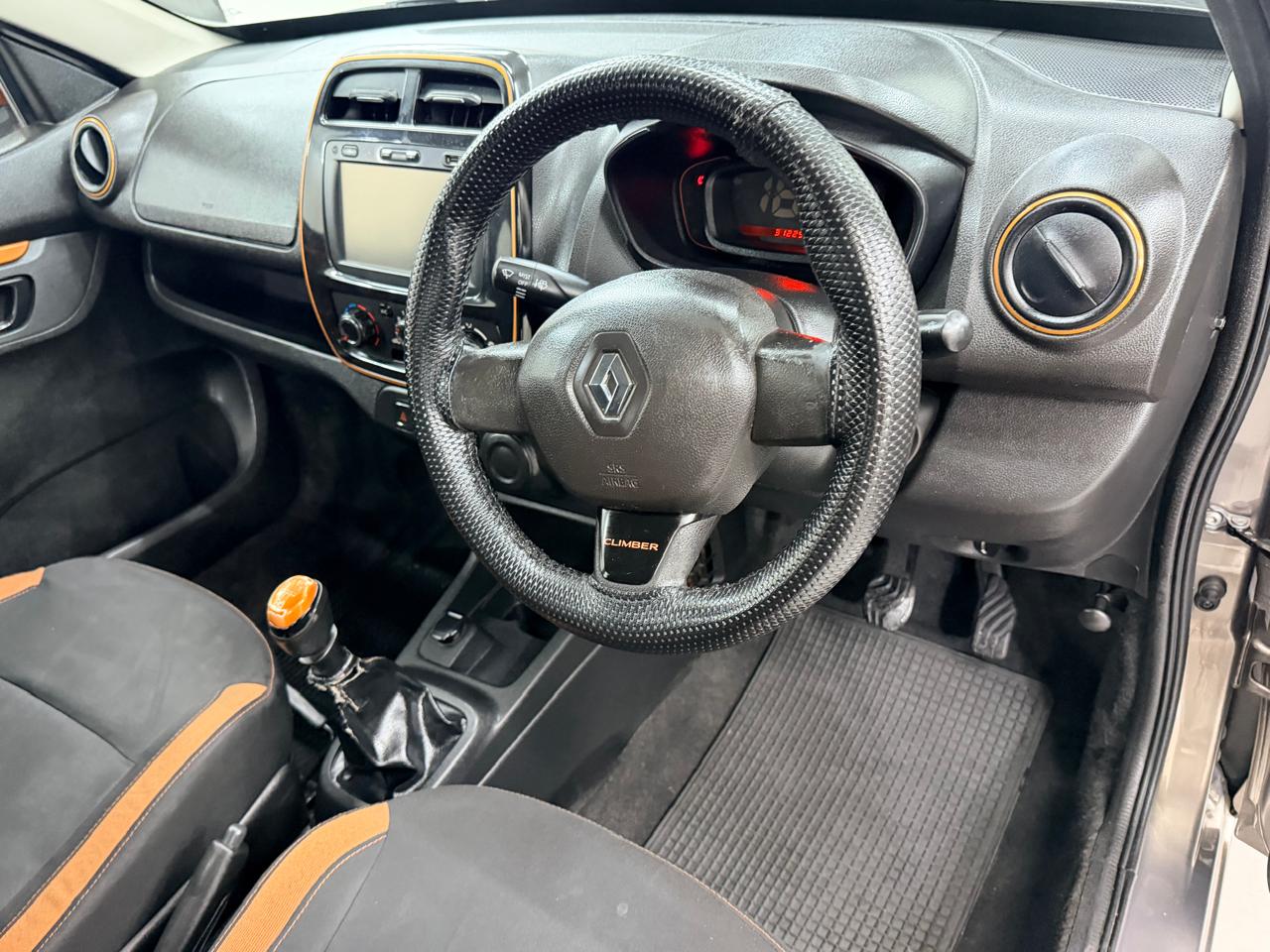 Renault Kwid 1.0 Climber Auto Addicts