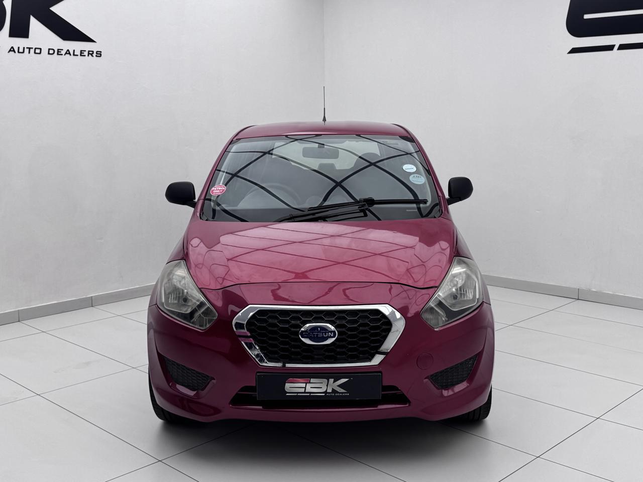 Datsun Go 1.2 Lux EBK Diagonal Street