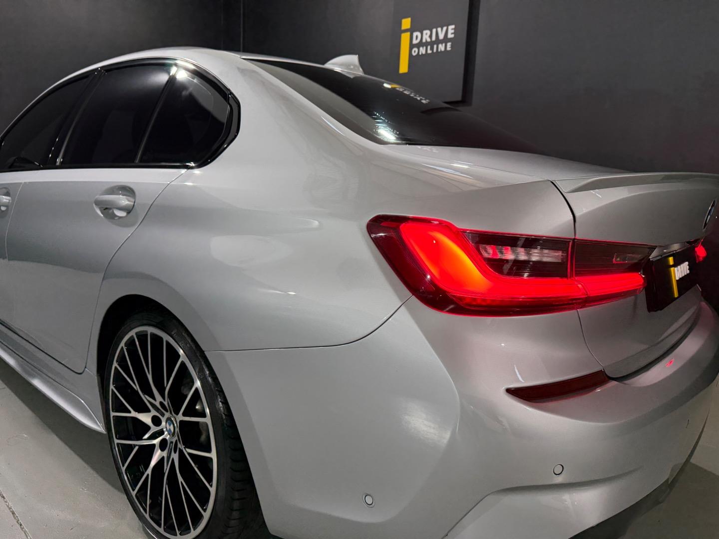 BMW 3 Series 330is Edition iDrive Online
