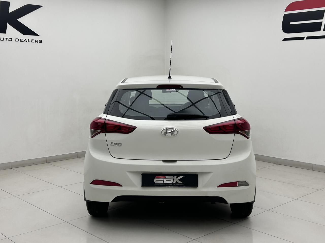 Hyundai i20 1.2 Motion EBK Main Street