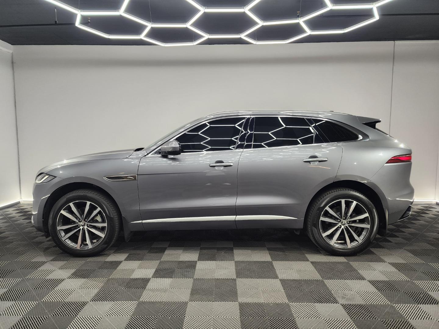 Jaguar F-Pace D200 AWD R-Dynamic SE Jaguar Land Rover Sandton