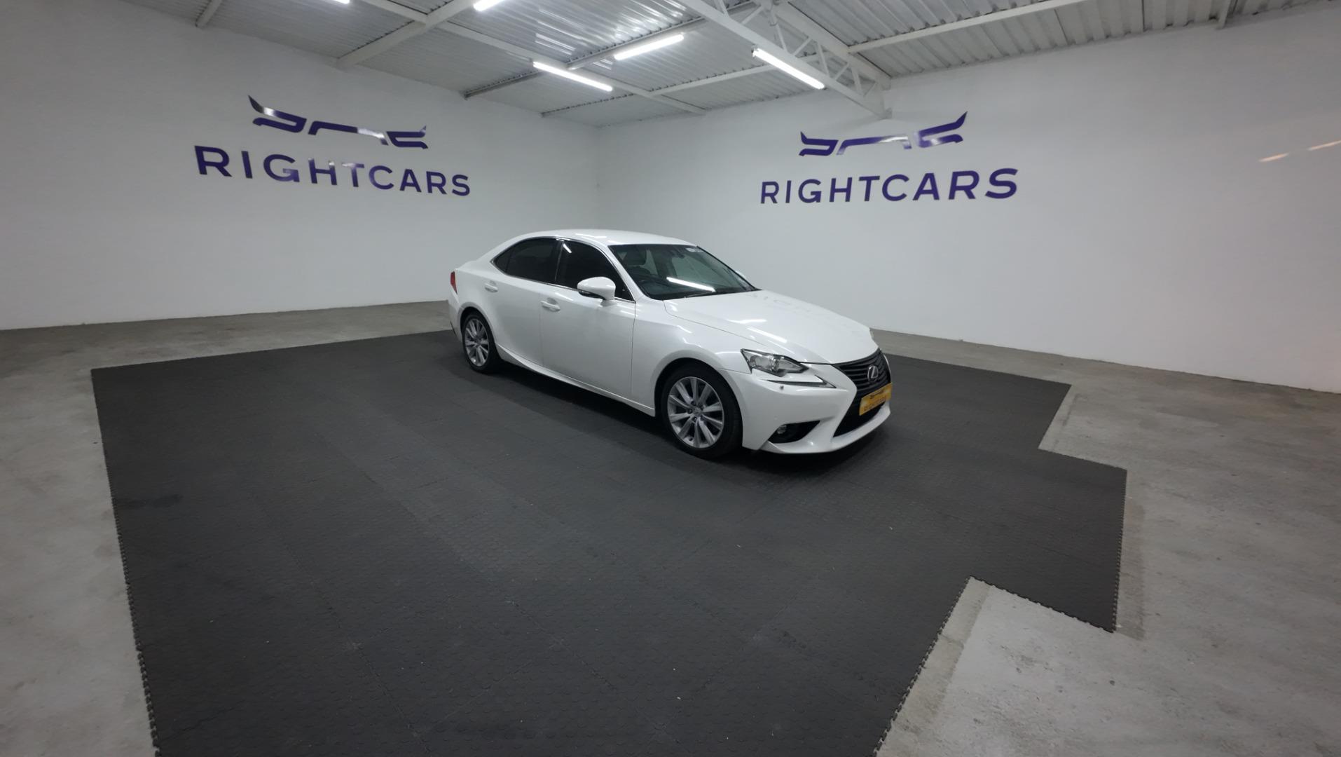Lexus IS 200t EX Right Cars