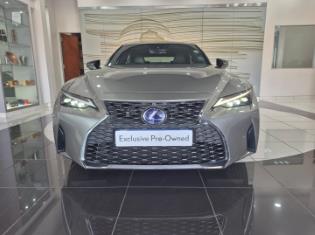 2021 Lexus IS 300h SE for sale