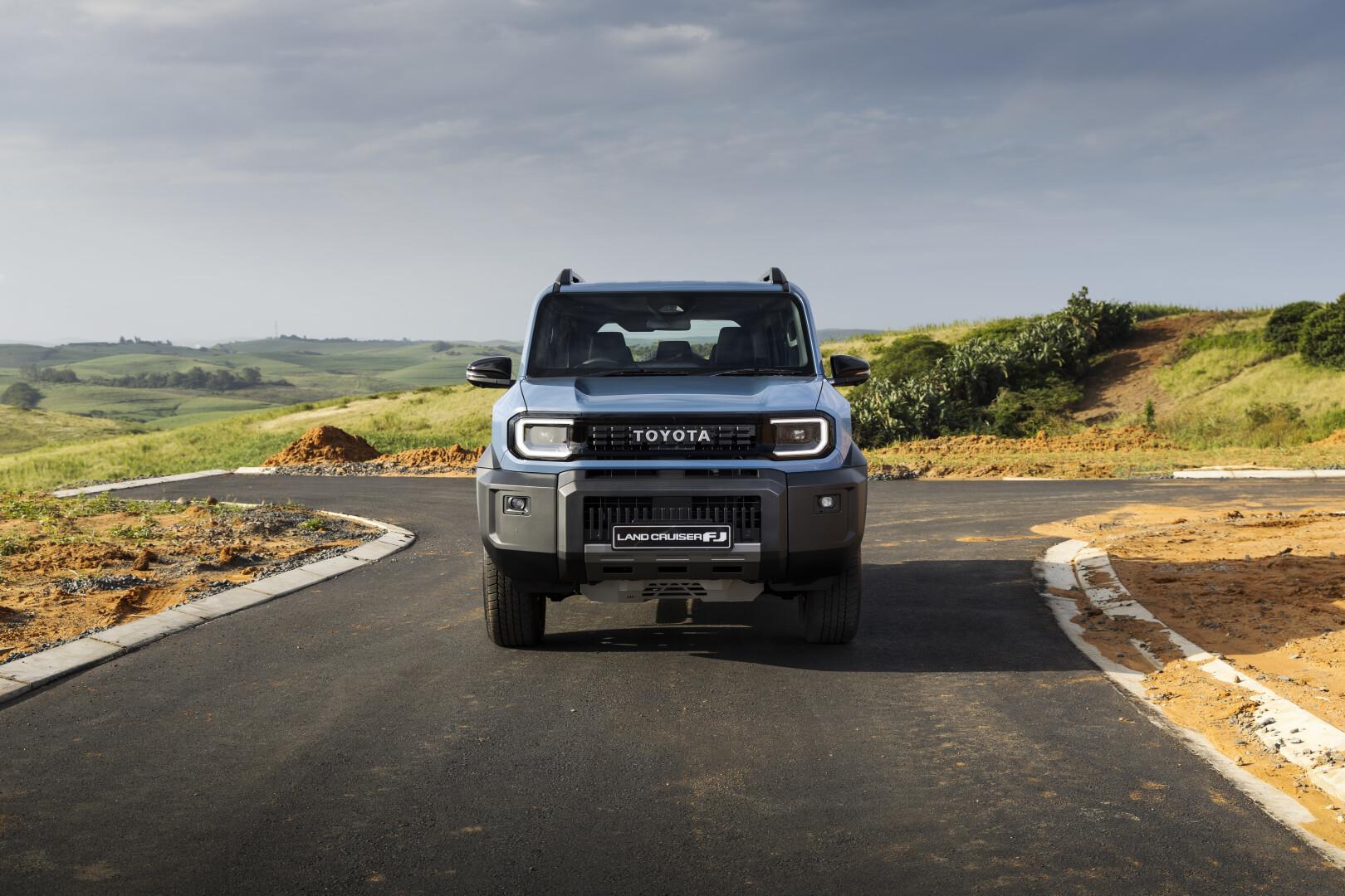 Toyota Land Cruiser FJ