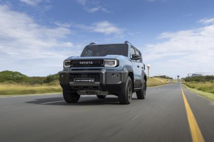Toyota Land Cruiser FJ