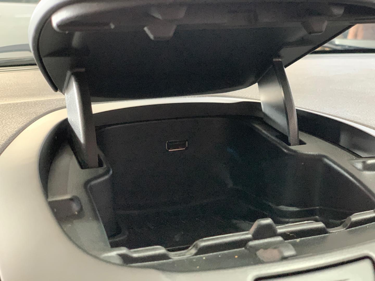 Ford Figo Hatch 1.5 Ambiente Jeremiah's Auto