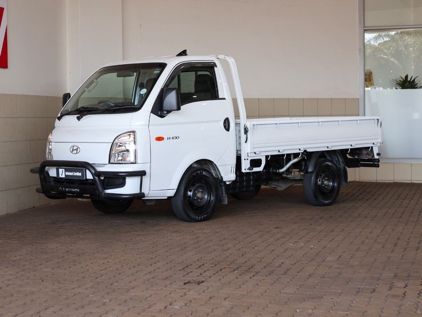 Hyundai H-100 Bakkie 2.6D Deck (Aircon) Bidvest McCarthy Toyota Ballito