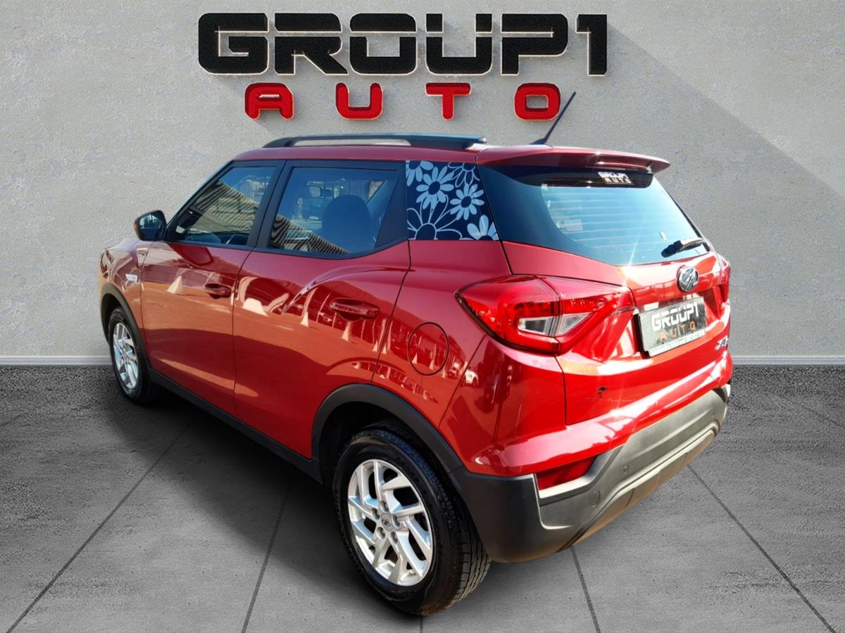 Mahindra XUV300 1.2T W6 Group1 Midrand