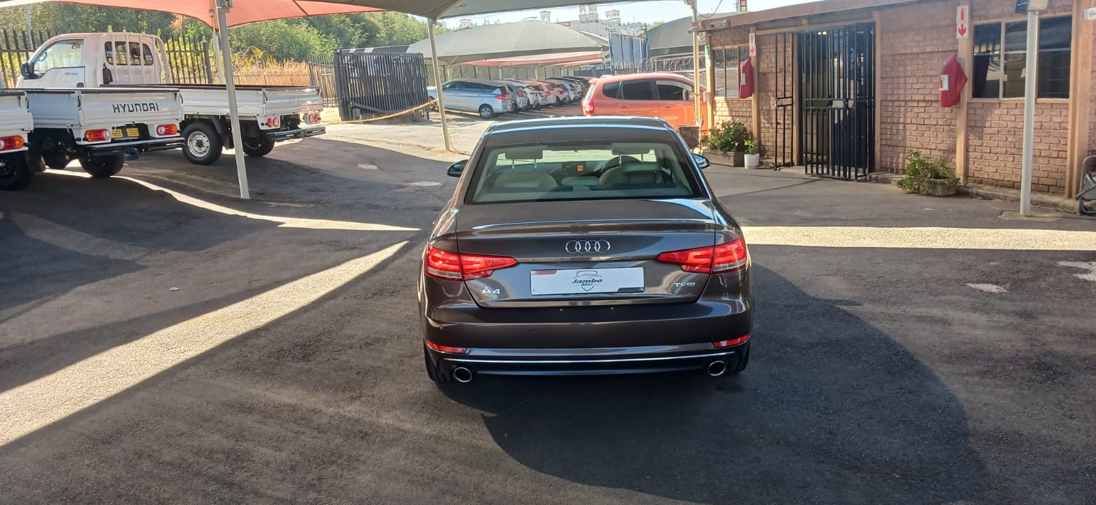 Audi A4 2.0TFSI Design Jambo Motors