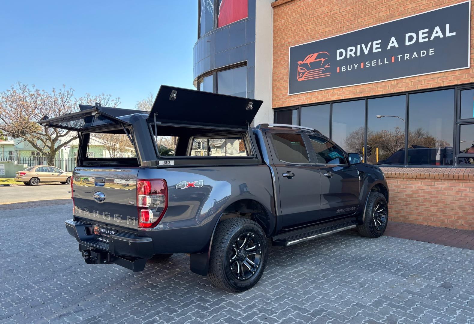 Ford Ranger 2.0Bi-Turbo Double Cab 4x4 Wildtrak Drive A Deal