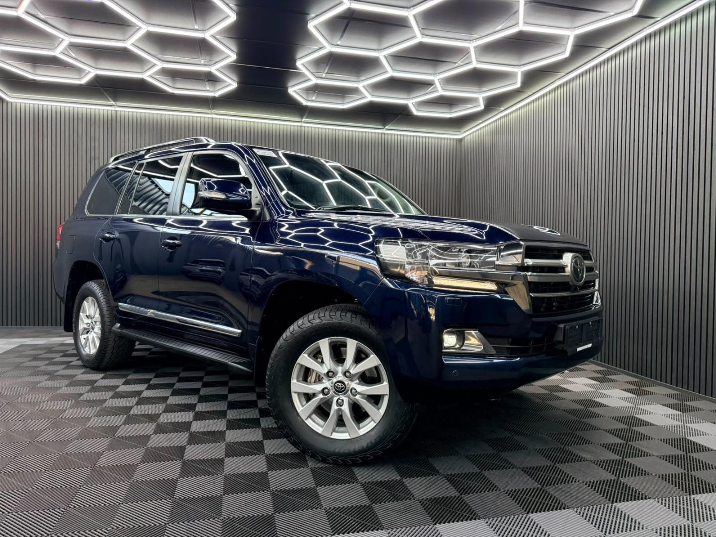 2019 Toyota Land Cruiser 200 4.5D-4D V8 VX-R for sale