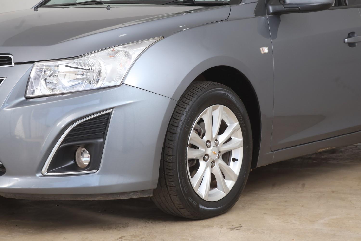 Chevrolet Cruze Hatch 1.6 LS Fast Forward Auto