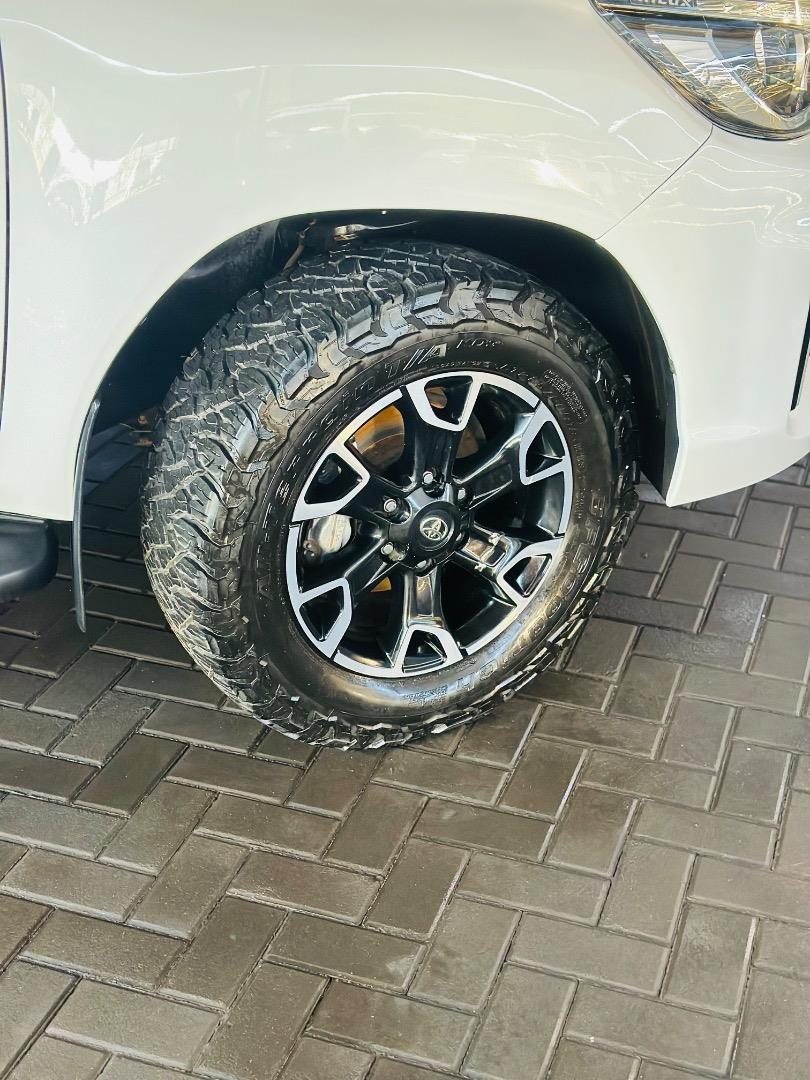 Toyota Hilux 2.8GD-6 Xtra Cab 4x4 Legend 50 White Rhino Motors