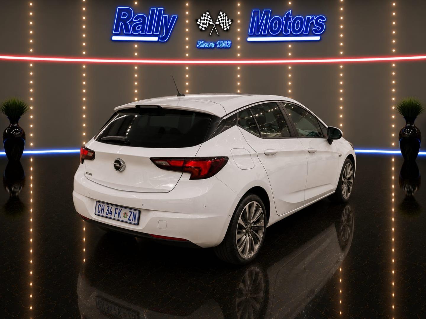 Opel Astra Hatch 1.4T Sport Rally Motors