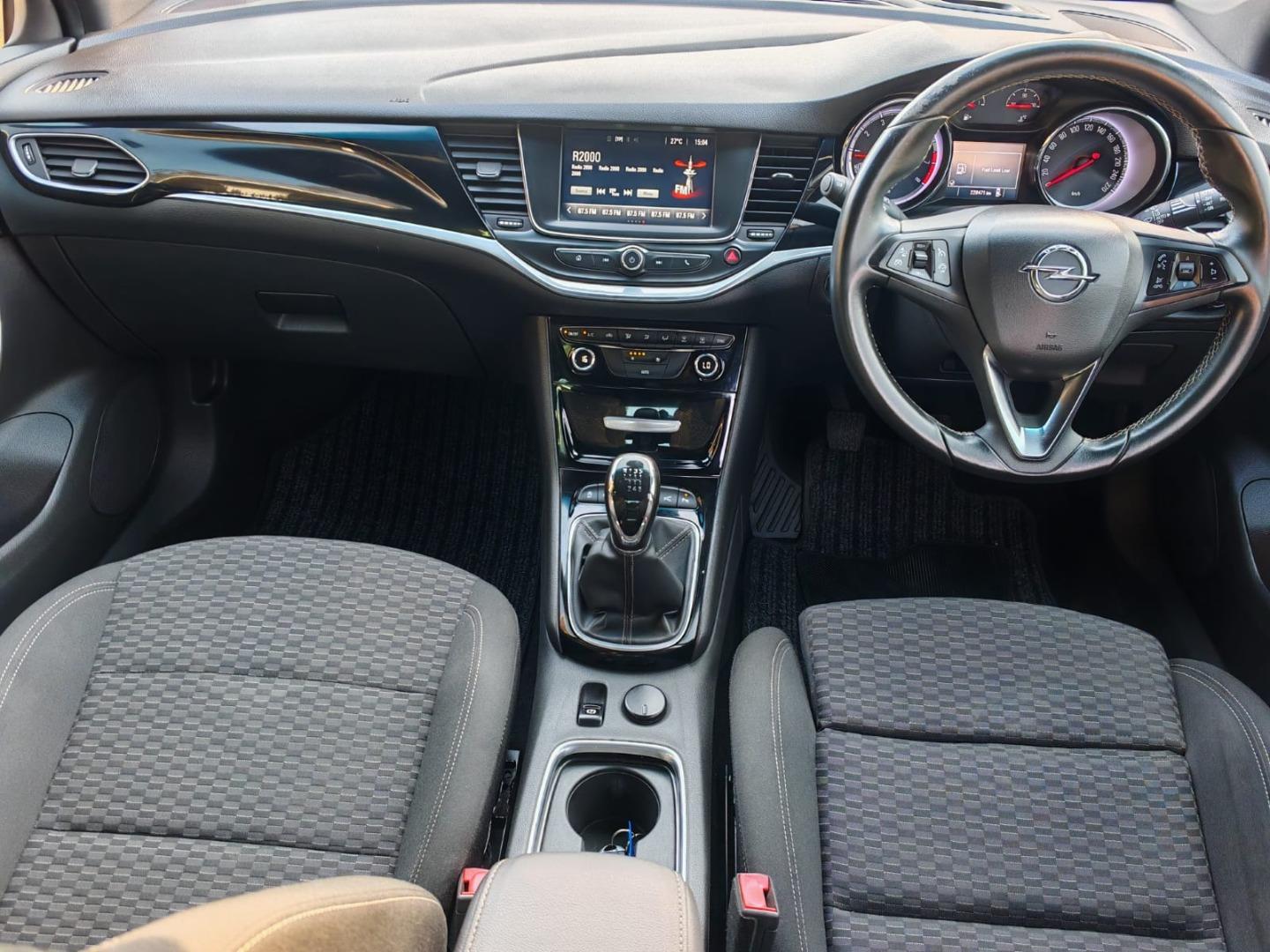 Opel Astra Hatch 1.4T Sport Rally Motors