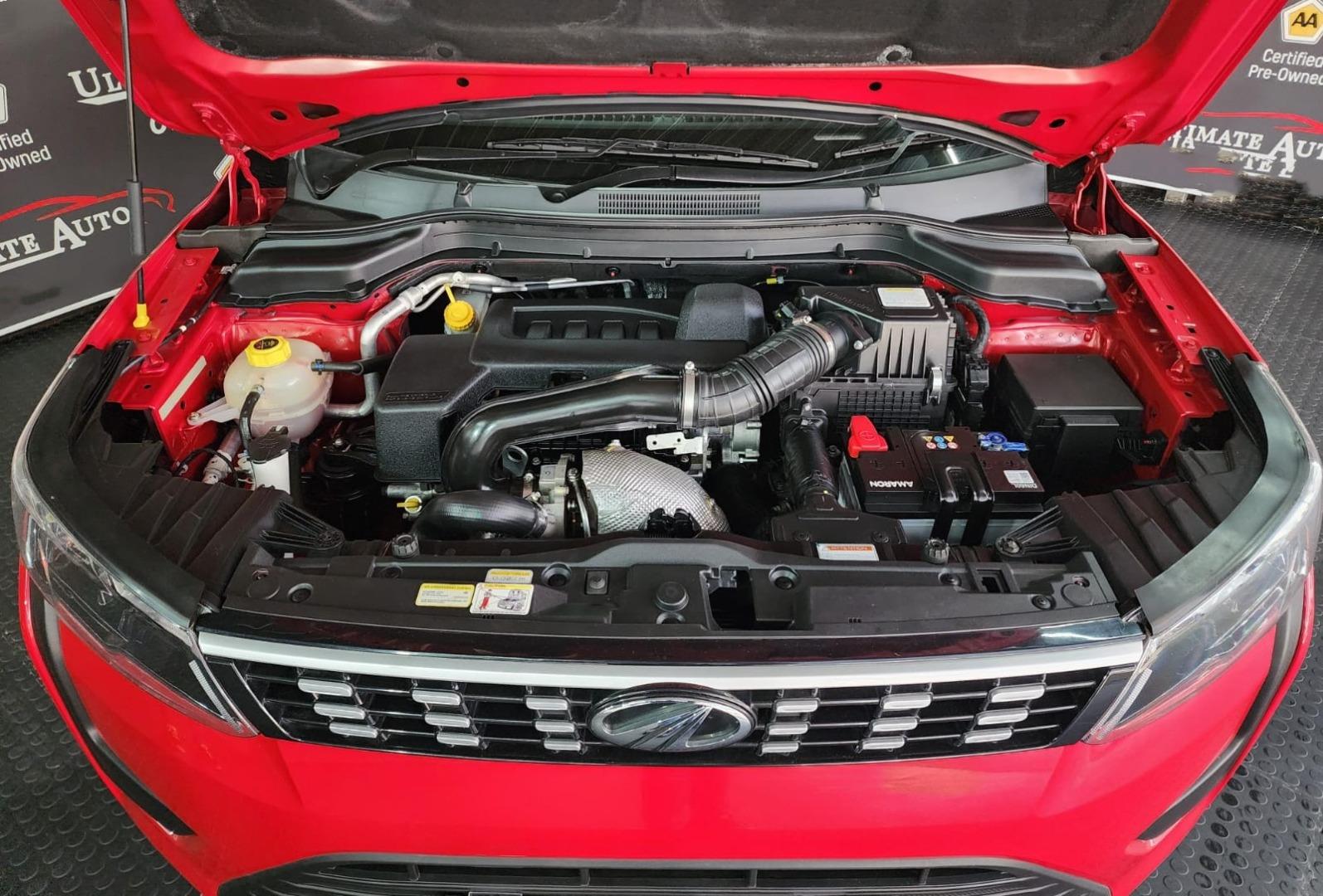 Mahindra XUV300 1.5TD W6 Ultimate Auto