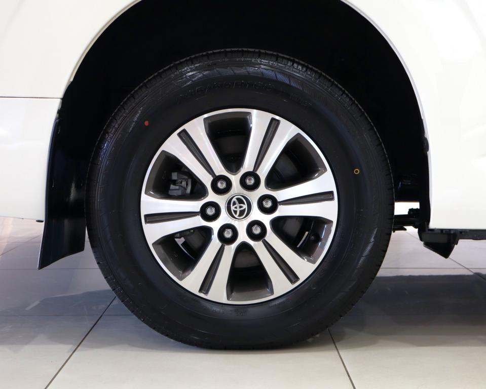 Toyota Quantum 2.8 SLWB Bus 14-Seater GL Pristine Motors