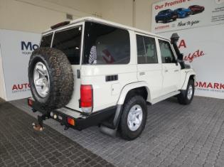 2015 Toyota Land Cruiser 76 4.5D-4D LX V8 Station Wagon for sale